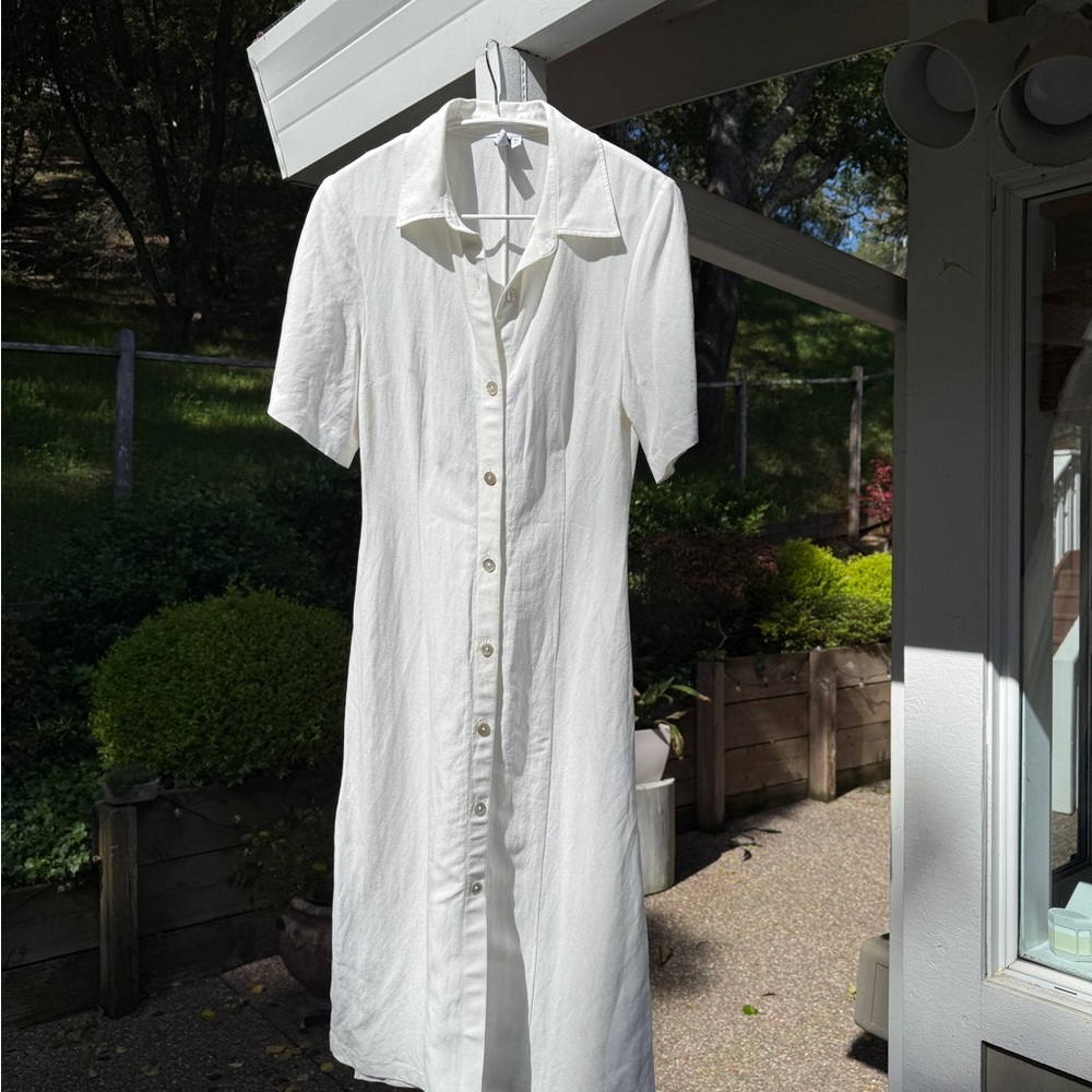 Chic White Button-Down Midi Dress